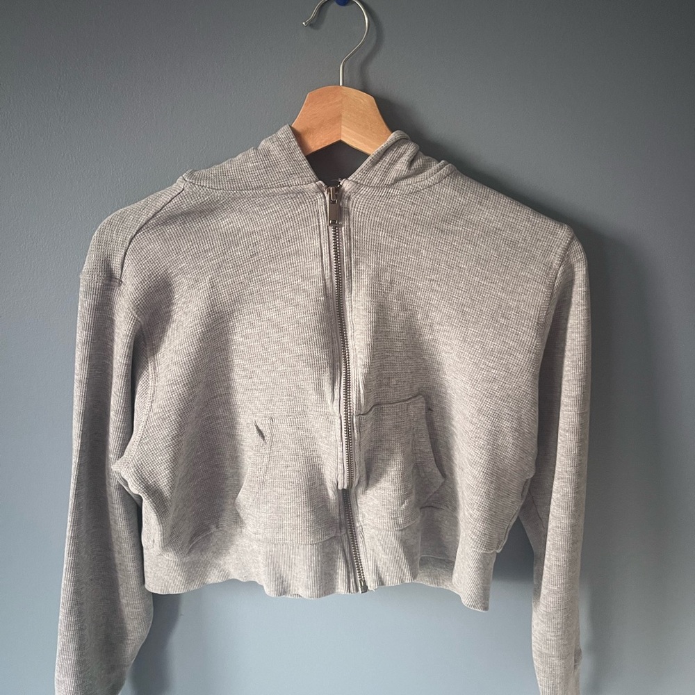 Gray Cropped Zip-Up Hoodie